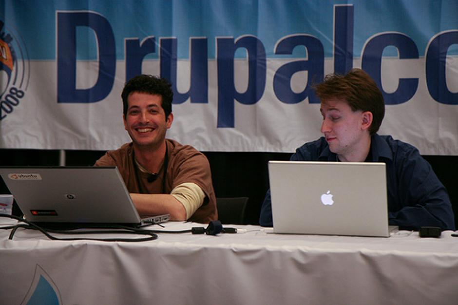 Presenting with Gábor Hojtsy on Multilingual Drupal Photo - Gábor Hojtsy and Jose Reyero presenting in Boston